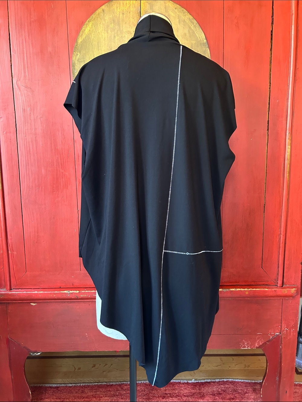 Ozai N Ku Contrast Stitch Open Front Sleeveless Asymmetrical Cardigan, Size XL - Picture 5 of 7